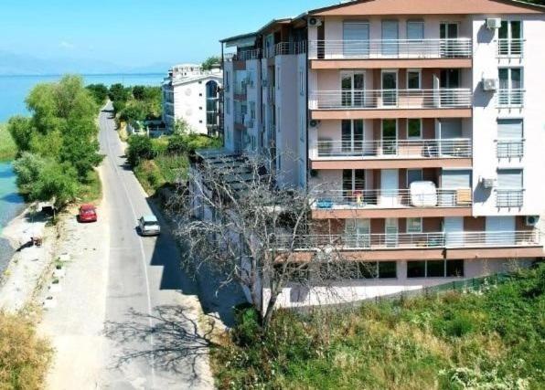 Apartment Ana V-Peshtani Охрид Екстериор снимка